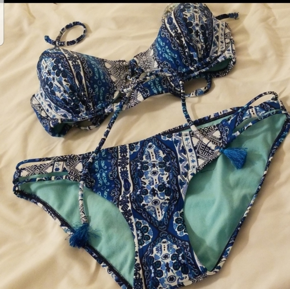 Bikini